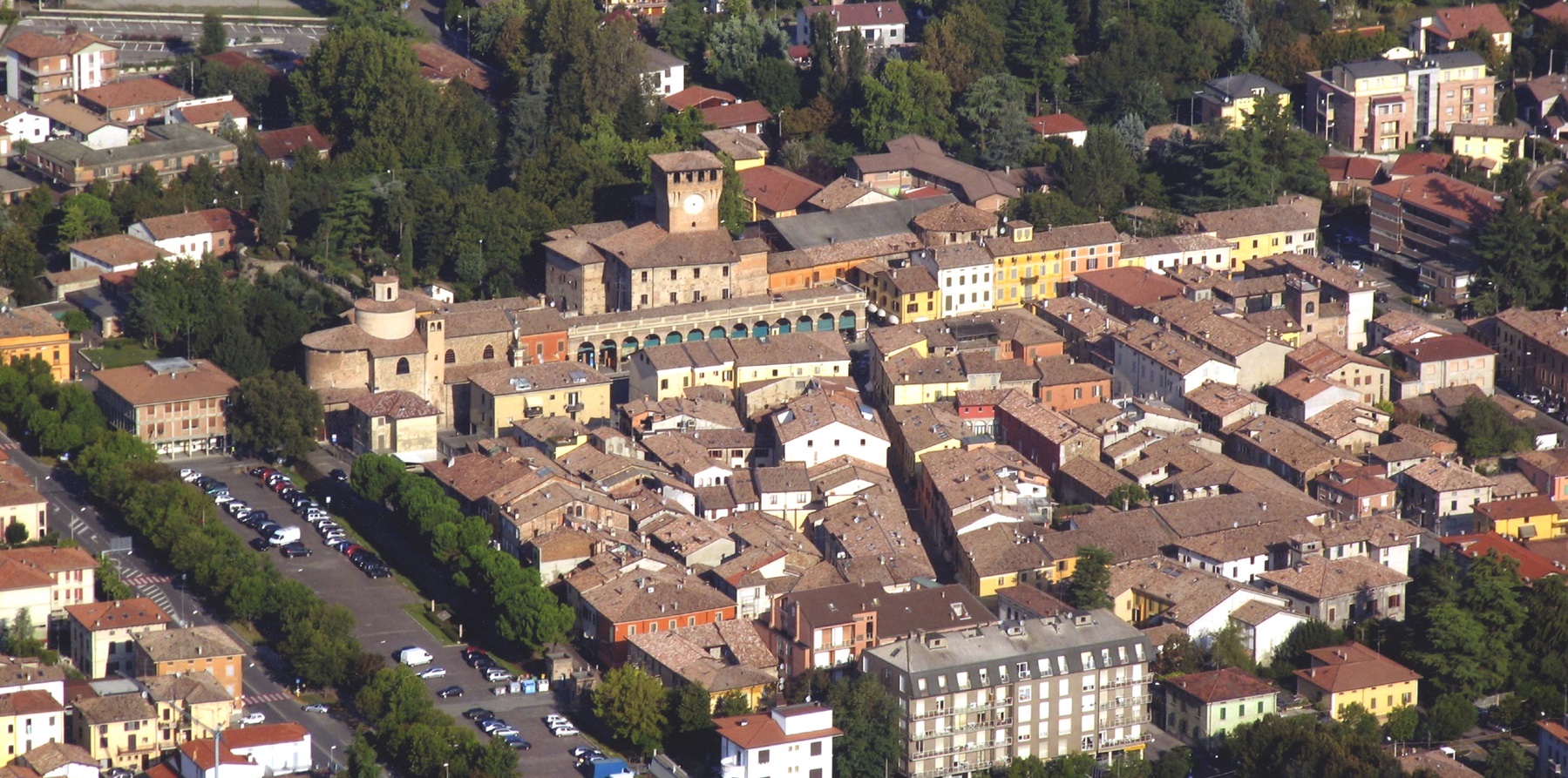 foto aerea montecchio.jpg
